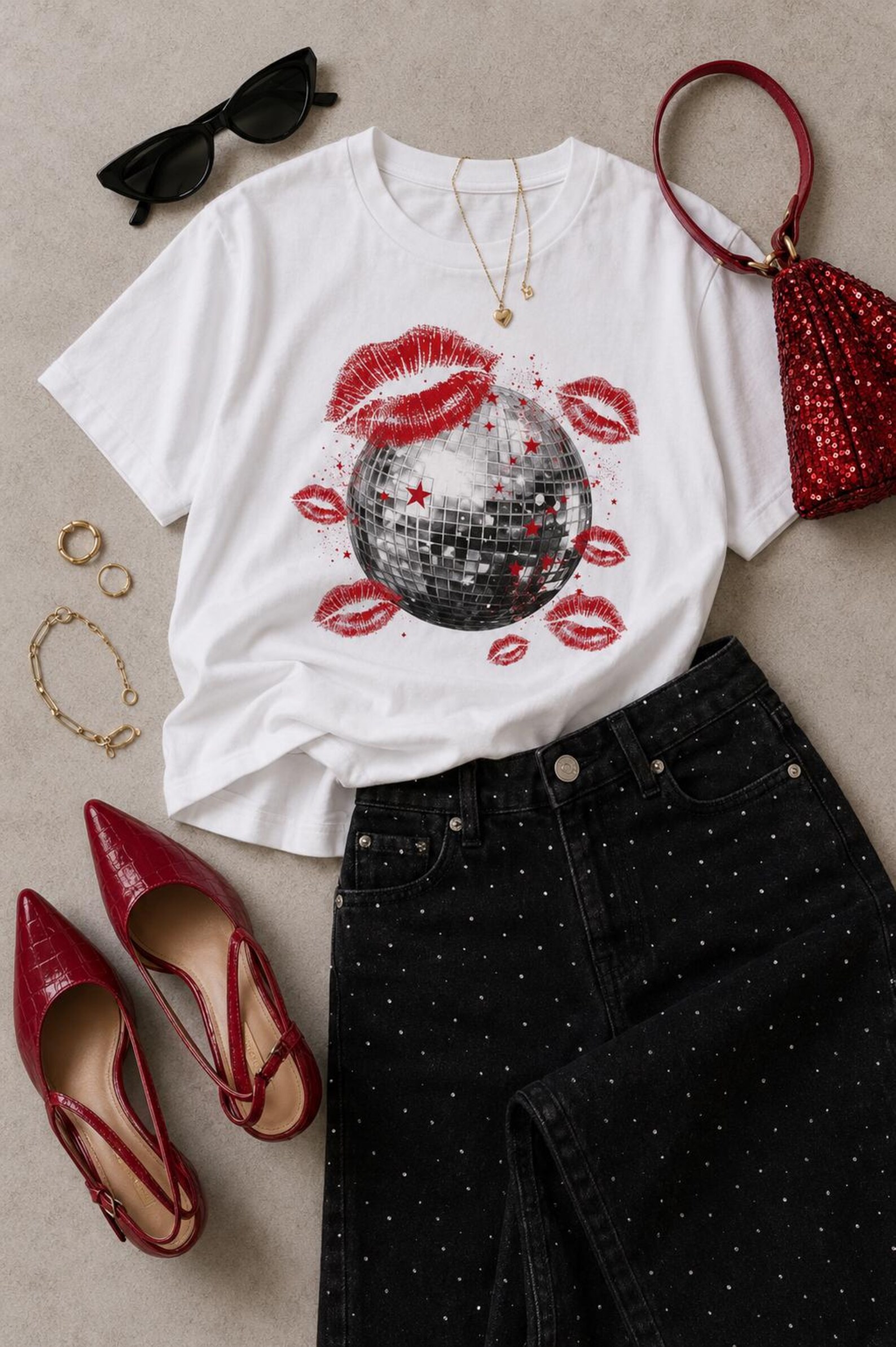 Harry Styles Inspired “disco Kisses” T-shirt, Retro Pop Music Graphic Tee, Vintage Concert Outfit Idea, Trendy Aesthetic Streetwear Style Apparel, Soft Cotton Casual Wear, Unisex Oversized Gift For Fans